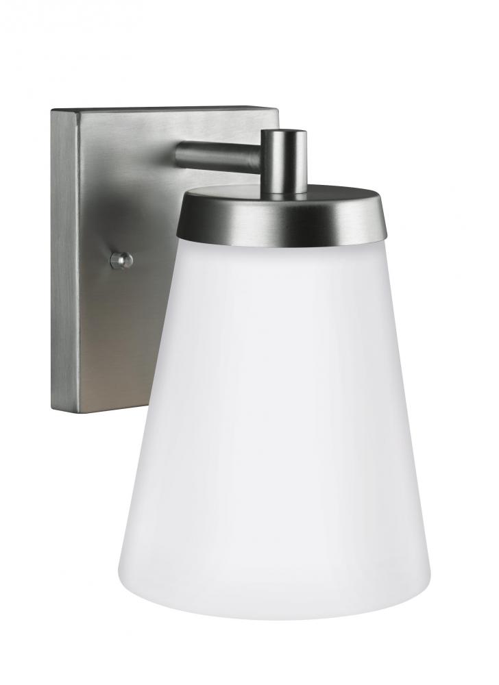 Renville transitional 1-light outdoor exterior small wall lantern sconce in satin aluminum silver fi